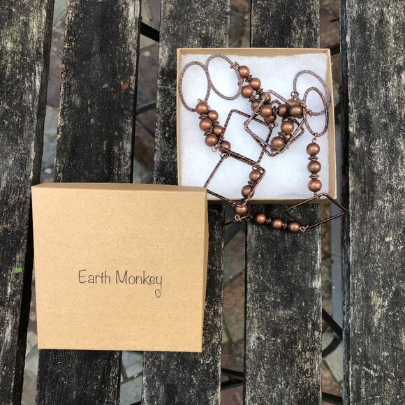 Stylish Square and Oval Link Necklace in Antique Copper - Picture 4 of 4